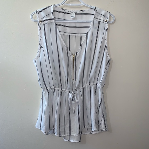 Streetwear Society | Sleeveless Striped Blouse - Picture 5 of 7